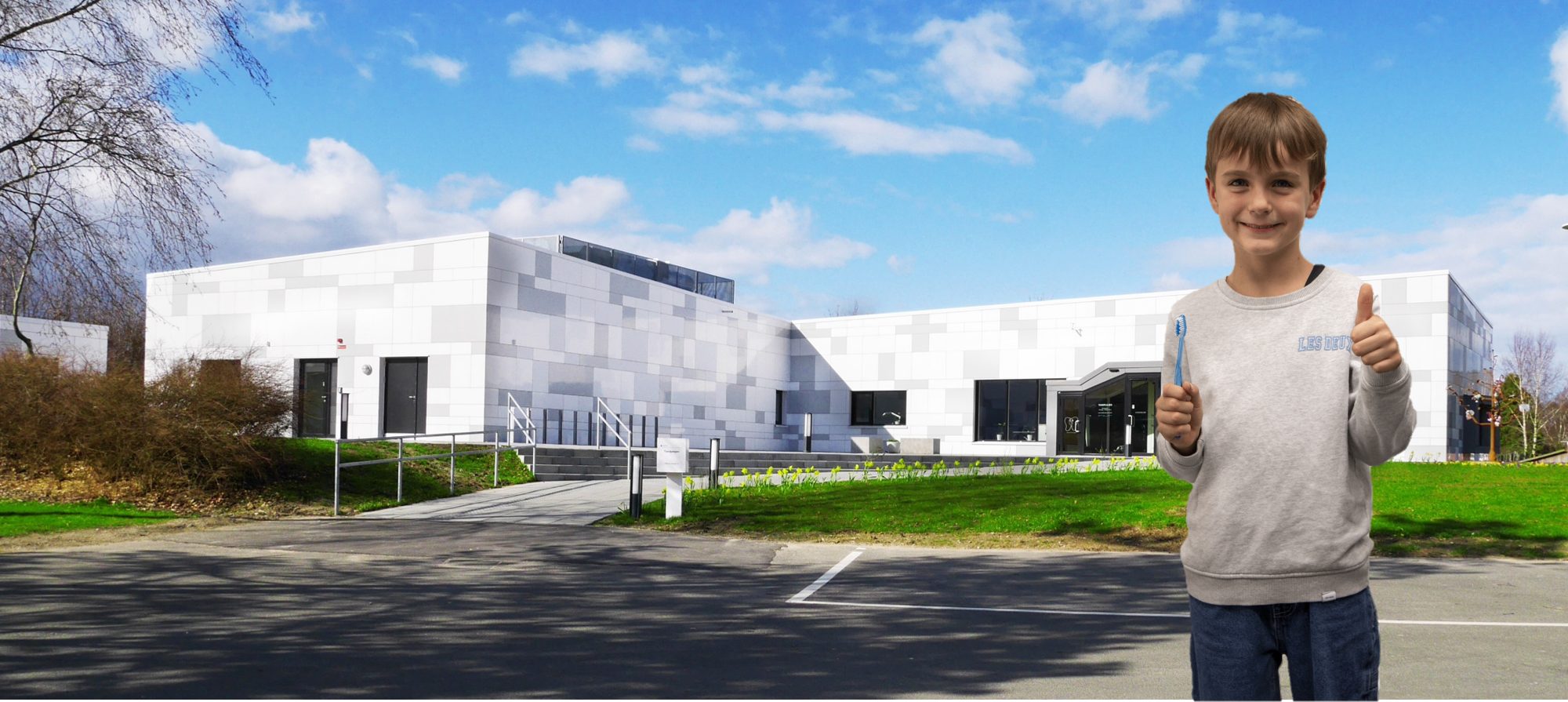 Nordfyns Kommunes tandpleje, hvid bygning med smilende dreng